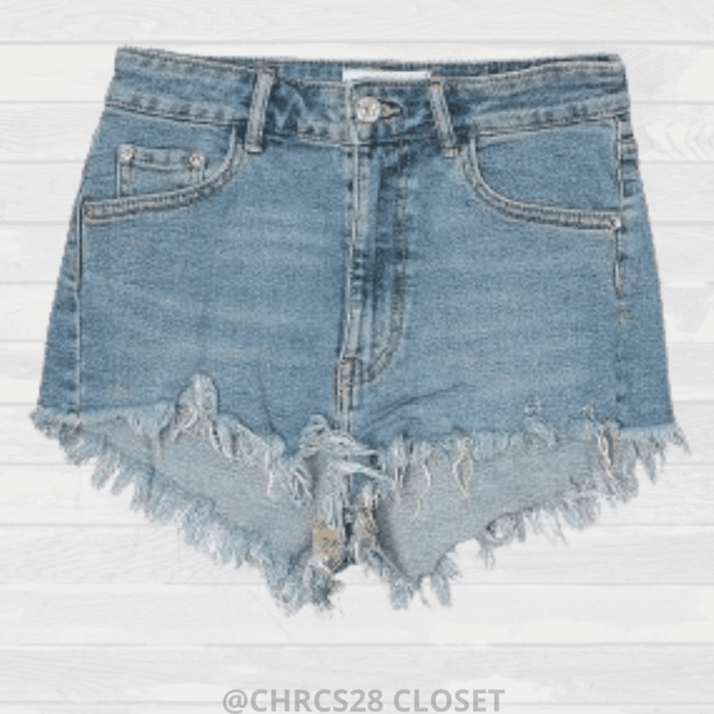 Zara MidRise Fring frayed Denim Jean Shorts